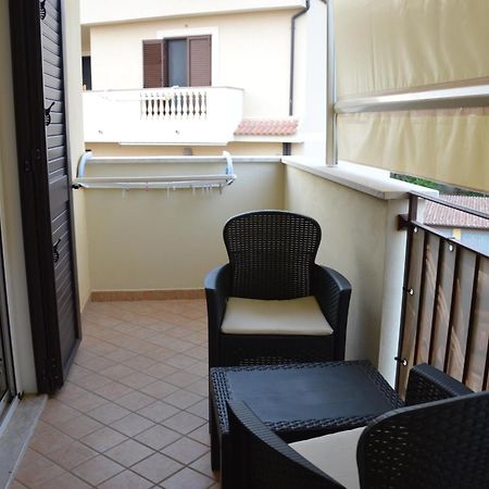 B&B E Casa Vacanza Al Castello Roccella Ionica Luaran gambar